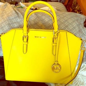 Micheal Kors Large Ciara in Citrus color.